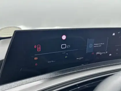 Photo 34 Peugeot 3008  Hybrid 145 e-DCS6