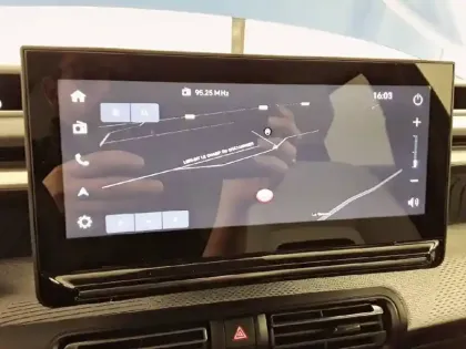 Photo 60 Citroën C3  Turbo 100 ch BVM6