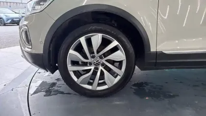 Photo 8 Volkswagen T-roc  1.5 TSI EVO 150 Start/Stop DSG7