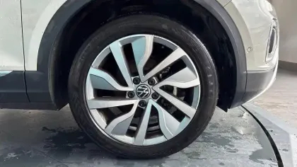 Photo 11 Volkswagen T-roc  1.5 TSI EVO 150 Start/Stop DSG7