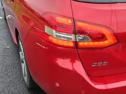 Photo 16 Peugeot 308  SW BlueHDi 130ch S&S BVM6