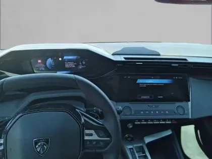 Photo 7 Peugeot 308  SW Hybrid 145 e-DCS6