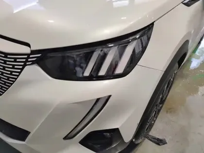 Photo 7 Peugeot 2008 Gén. II Ph1 NG GT Pack 5