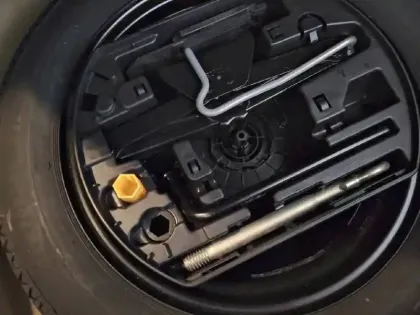 Photo 16 Peugeot 208  PureTech 130 S&S EAT8