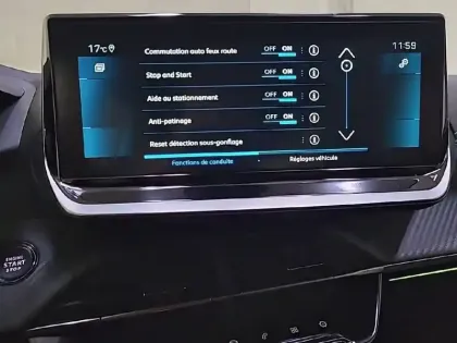 Photo 52 Peugeot 208  PureTech 130 S&S EAT8