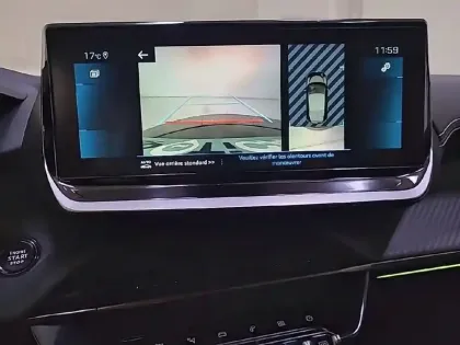 Photo 83 Peugeot 208  PureTech 130 S&S EAT8