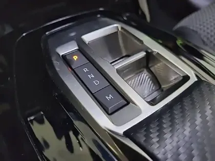 Photo 12 Peugeot 208  PureTech 130 S&S EAT8