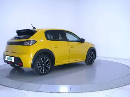 Photo 68 Peugeot 208  PureTech 130 S&S EAT8