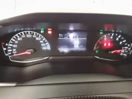 Photo 9 Peugeot 2008  BlueHDi 110 S&S BVM6