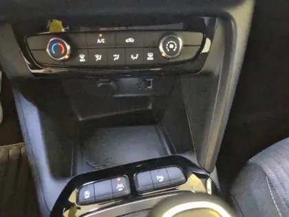 Photo 14 Opel Corsa  1.2 Turbo 100 ch BVM6