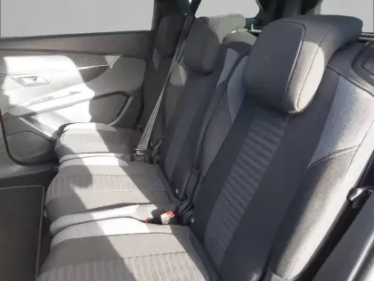 Photo 11 Peugeot 5008  PureTech 130ch S&S BVM6