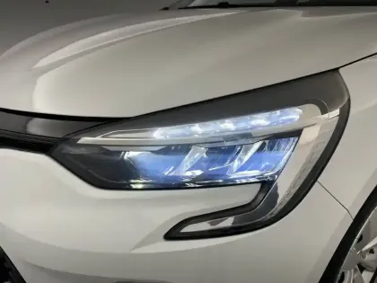 Photo 33 Renault Clio  SOCIETE BLUE DCI 85