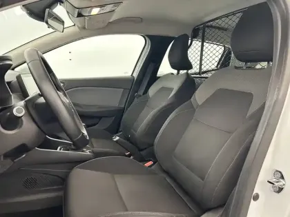 Photo 17 Renault Clio  SOCIETE BLUE DCI 85