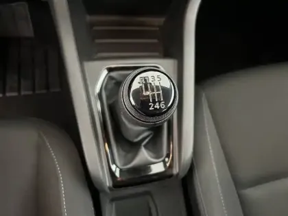 Photo 21 Renault Clio  SOCIETE BLUE DCI 85