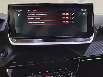 Photo 22 Peugeot 2008  PureTech 130 S&S EAT8