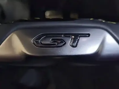 Photo 98 Peugeot 2008  PureTech 130 S&S EAT8