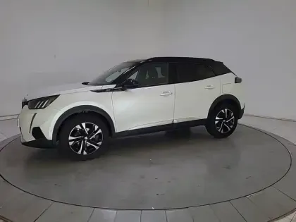 Photo 66 Peugeot 2008  PureTech 130 S&S EAT8