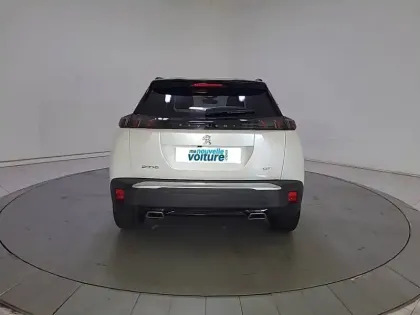 Photo 37 Peugeot 2008  PureTech 130 S&S EAT8