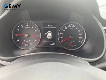 Photo 13 Kia Stonic  1.0 T-GDi 120 ch MHEV iBVM6