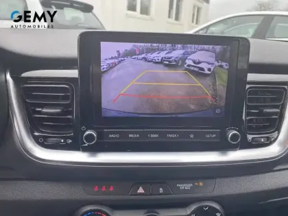 Photo 15 Kia Stonic  1.0 T-GDi 120 ch MHEV iBVM6