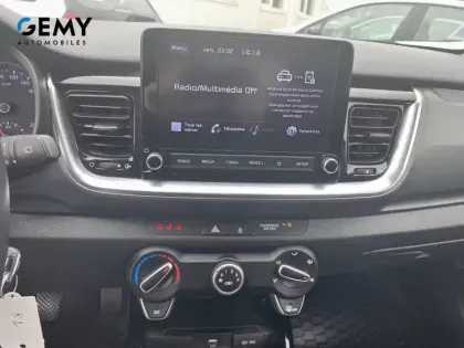 Photo 14 Kia Stonic  1.0 T-GDi 120 ch MHEV iBVM6