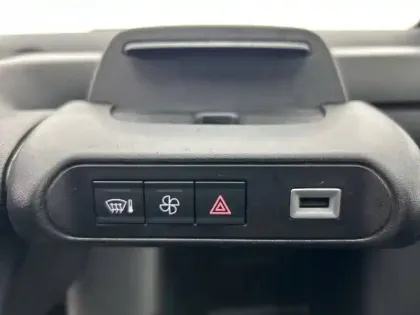 Photo 14 Citroën C-Zéro AMI