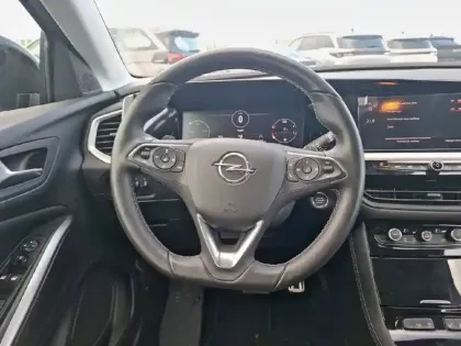 Photo 8 Opel Grandland  Hybrid 225 ch BVA8