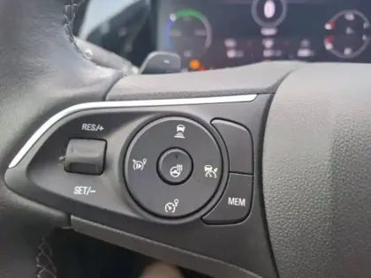 Photo 24 Opel Grandland  Hybrid 225 ch BVA8