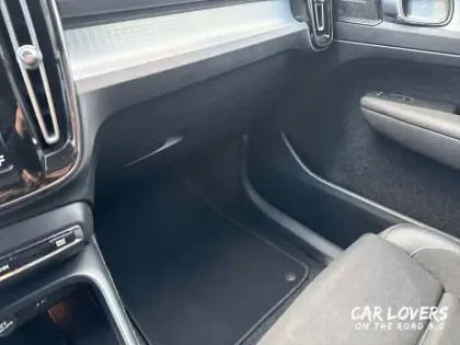 Photo 27 Volvo Xc40  T3 163 ch Geartronic 8