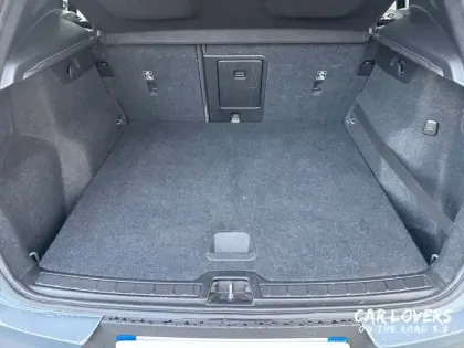 Photo 17 Volvo Xc40  T3 163 ch Geartronic 8