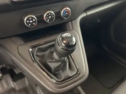 Photo 67 Renault Kangoo Gén. I Ph1 Grand Confort 4