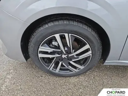 Photo 24 Peugeot 208  PureTech 75 S&S BVM5