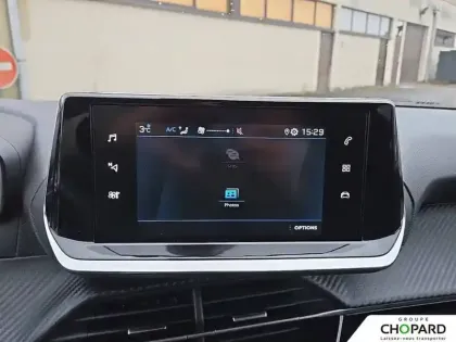 Photo 13 Peugeot 208  PureTech 75 S&S BVM5