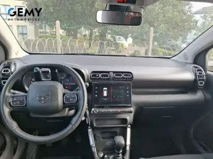 Photo 39 Citroën C3 Aircross  PureTech 110 S&S BVM6