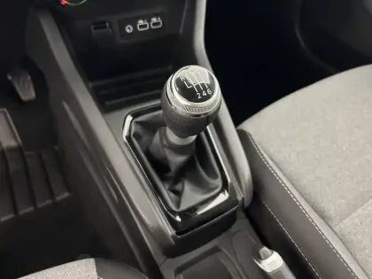 Photo 54 Renault Clio Gén. V (BJA) Ph2 Evolution 5