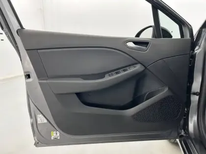 Photo 19 Renault Clio Gén. V (BJA) Ph2 Evolution 5