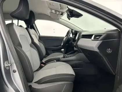 Photo 58 Renault Clio Gén. V (BJA) Ph2 Evolution 5