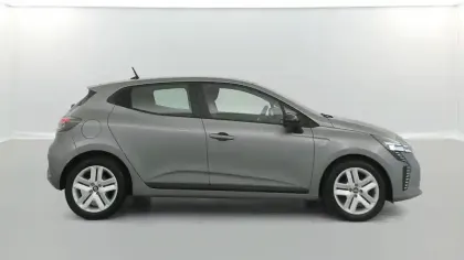 Photo 40 Renault Clio Gén. V (BJA) Ph2 Evolution 5