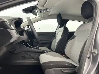 Photo 47 Renault Clio Gén. V (BJA) Ph2 Evolution 5