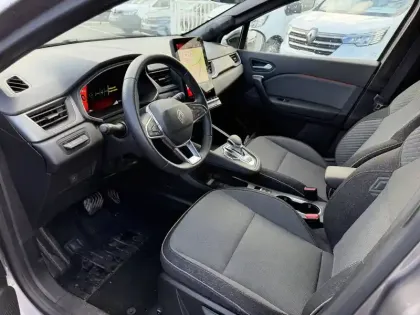 Photo 5 Renault Symbioz  E-Tech full hybrid 145