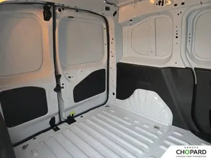 Photo 90 Peugeot Partner  FOURGON M 650 KG BLUEHDI 100 S&S BVM6