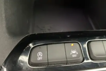 Photo 36 Opel Corsa Gén. VI Ph2 Base 5