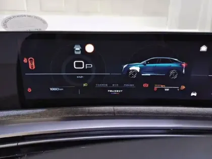 Photo 9 Peugeot 3008  Hybrid 136 e-DCS6