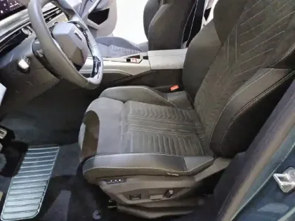 Photo 10 Peugeot 3008  Hybrid 136 e-DCS6