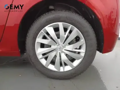 Photo 10 Peugeot 208  BlueHDi 100 S&S BVM6