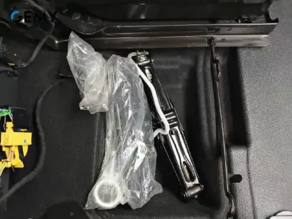 Photo 40 Peugeot Partner Gén. III Ph1 NG Base 4