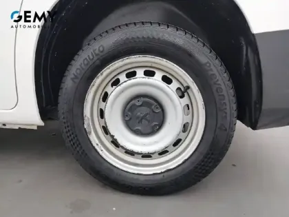 Photo 10 Peugeot Partner  FOURGON STANDARD 650 KG BLUEHDI 100 S&S BVM6