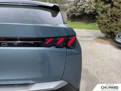 Photo 22 Peugeot 3008  Electrique 210 ch 73 kWh