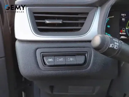 Photo 42 Renault Captur  E-Tech full hybrid 145