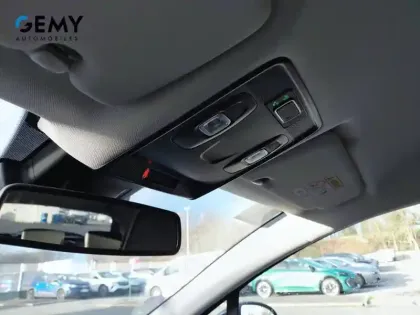 Photo 25 Renault Captur  E-Tech full hybrid 145